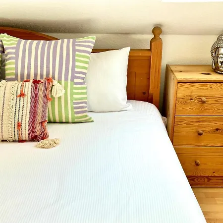 Fantastische Dachgeschosswohnung In Connewitz - 3 Private Schlafbereiche - Platz Fuer Bis Zu 5 Personen - Tolle Lage Und Oeffentliche Verkehrsmittel Apartment Leipzig